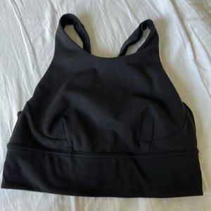 Black lululemon bra size 8